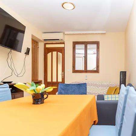 Casa Radha Bella Holiday home